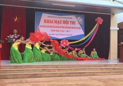 Khai mạc hội thi giáo viên dạy giỏi chuyên đề giáo dục nếp sống 
thanh lịch – văn minh cho học sinh Hà Nội
